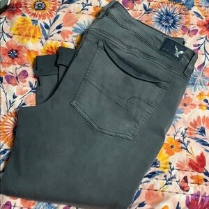 American eagle jegging crop 18 gray